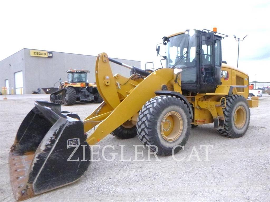 CAT 926M Rataslaadurid