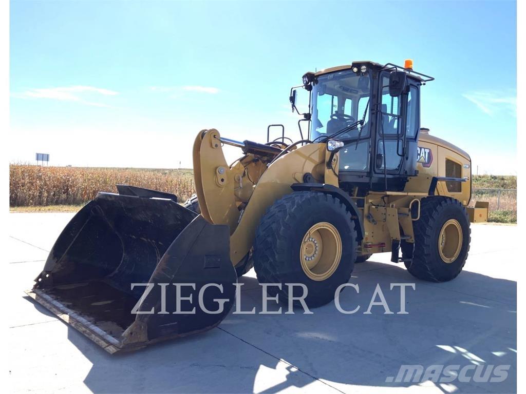 CAT 926M Rataslaadurid