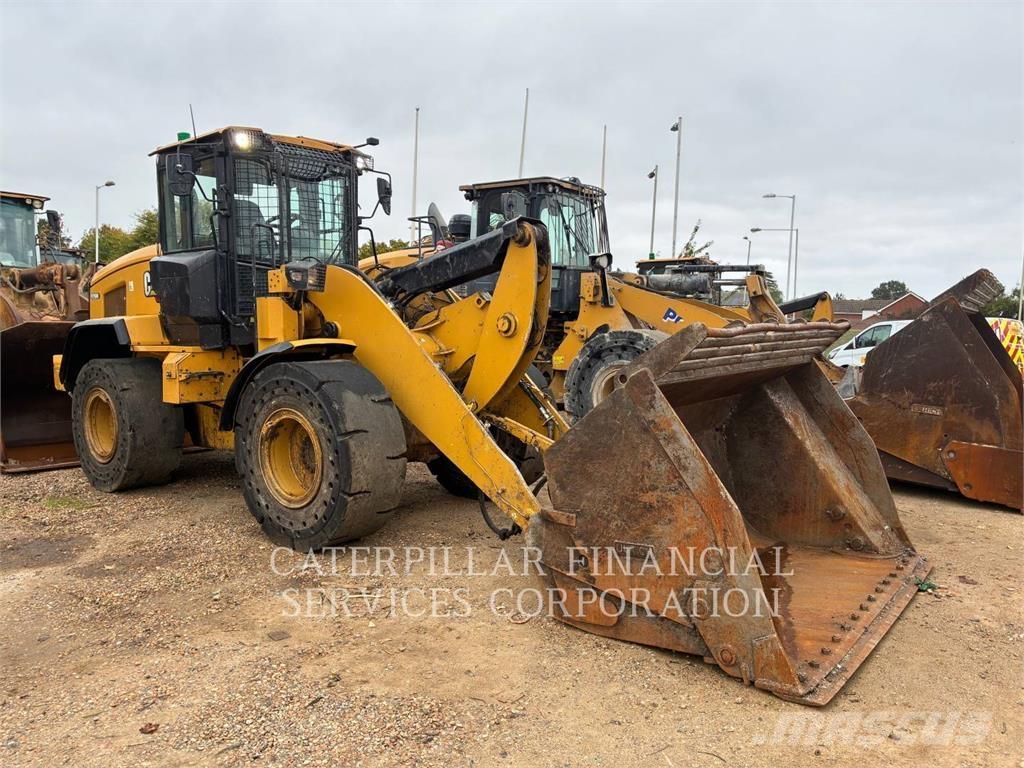 CAT 926M Rataslaadurid