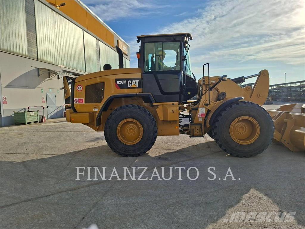 CAT 926M Rataslaadurid