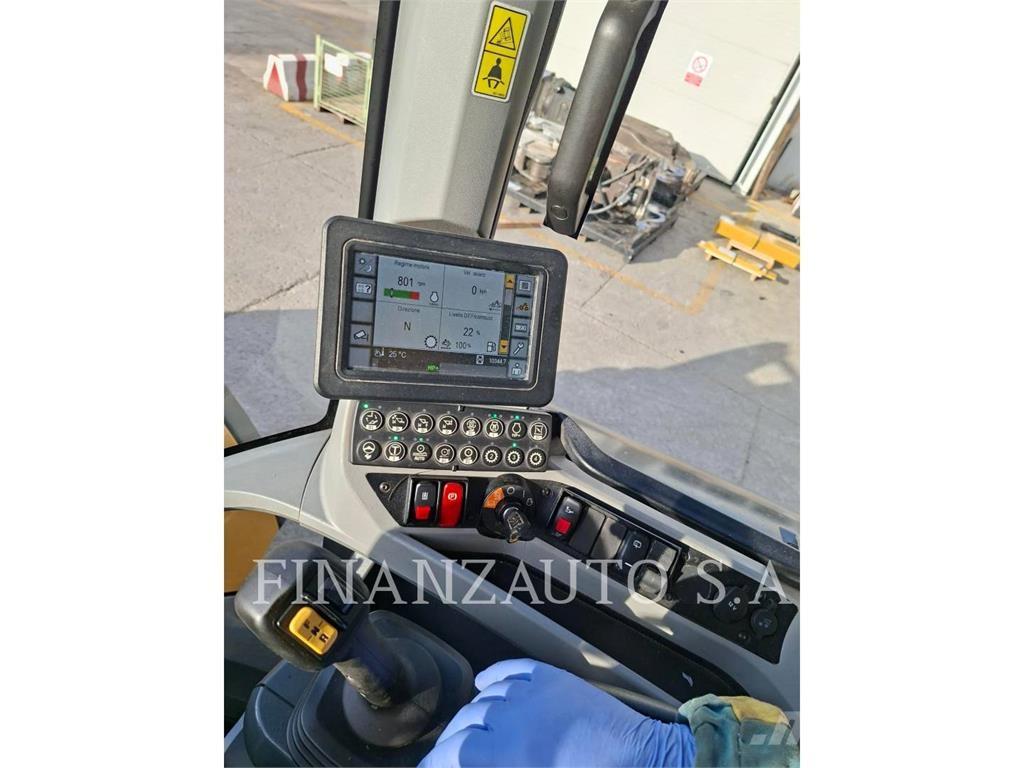 CAT 926M Rataslaadurid