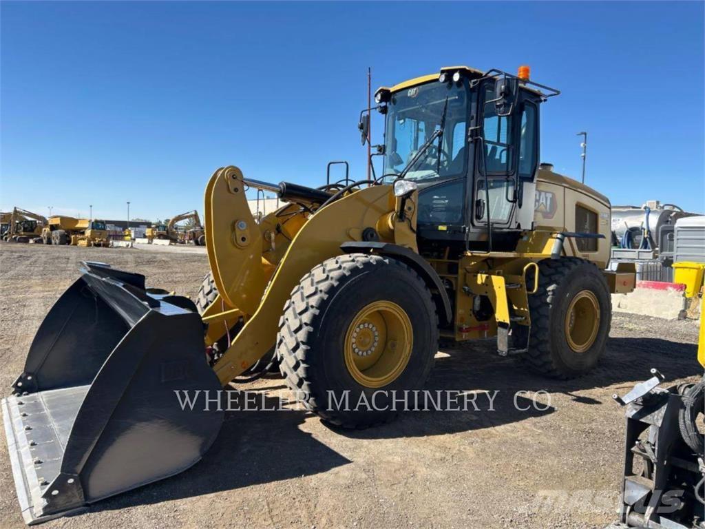 CAT 926M QC 3V Rataslaadurid