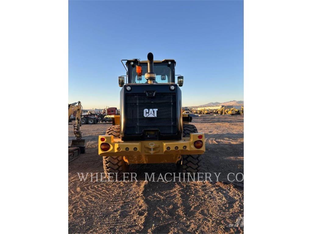 CAT 926M QC 3V Rataslaadurid