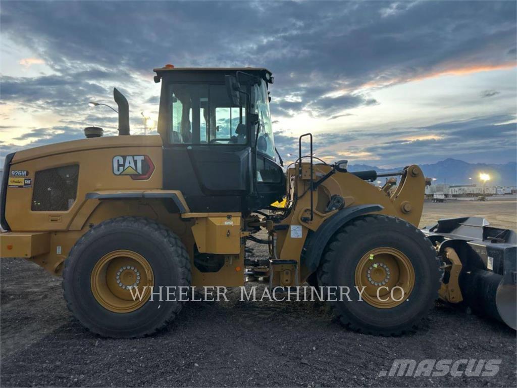 CAT 926M QC 3V Rataslaadurid