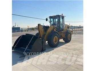 CAT 930 Rataslaadurid