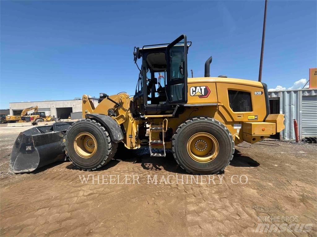 CAT 930 QC Rataslaadurid