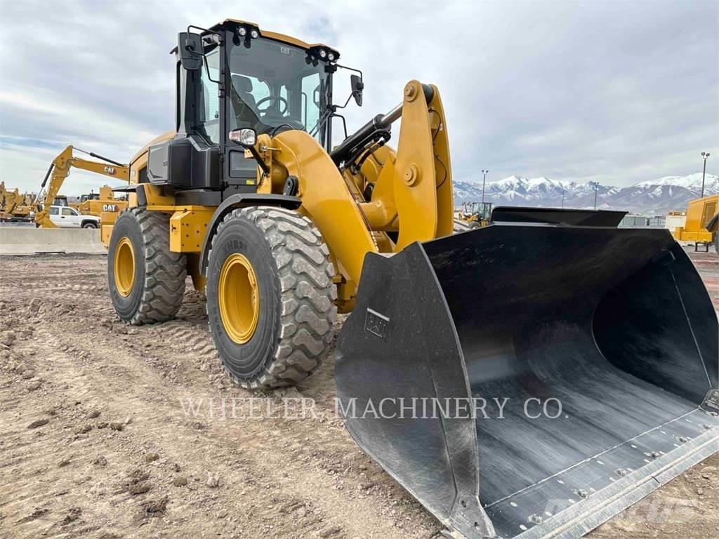 CAT 930 QC Rataslaadurid