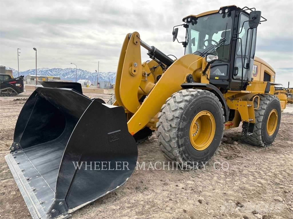 CAT 930 QC Rataslaadurid