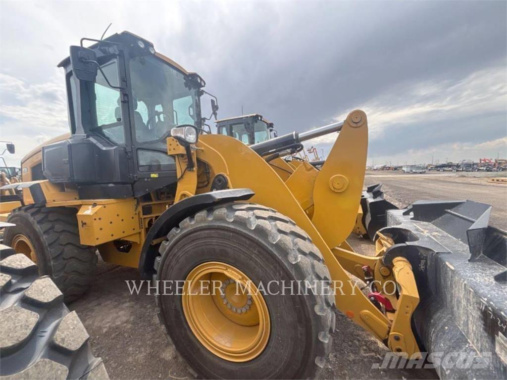 CAT 930 QC Rataslaadurid