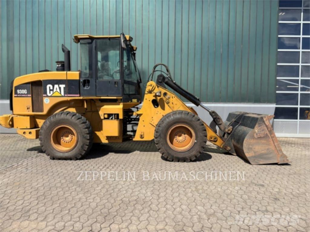 CAT 930G Rataslaadurid