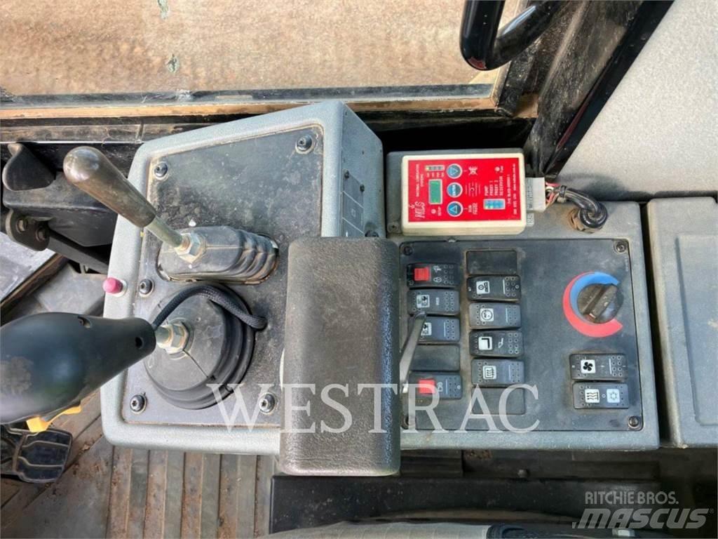 CAT 930H Rataslaadurid