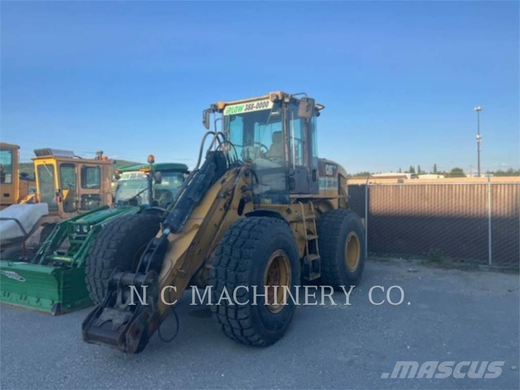 CAT 930H Rataslaadurid