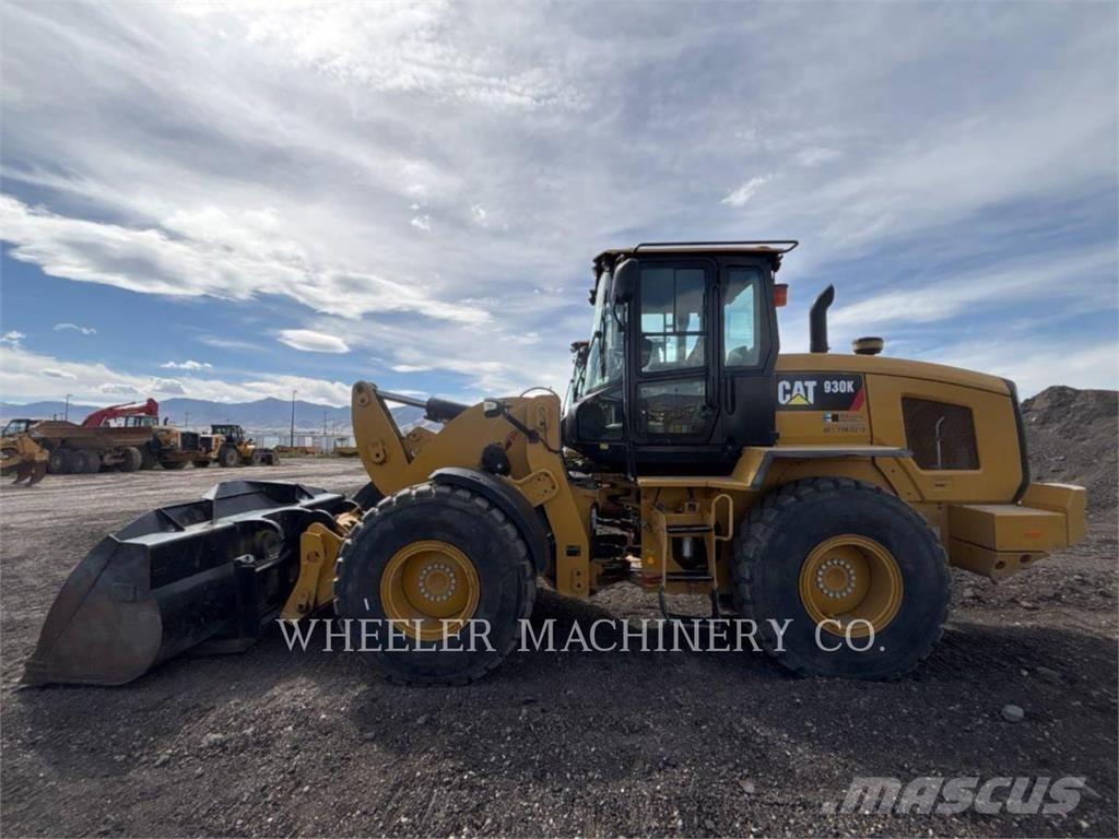 CAT 930K QCF Rataslaadurid