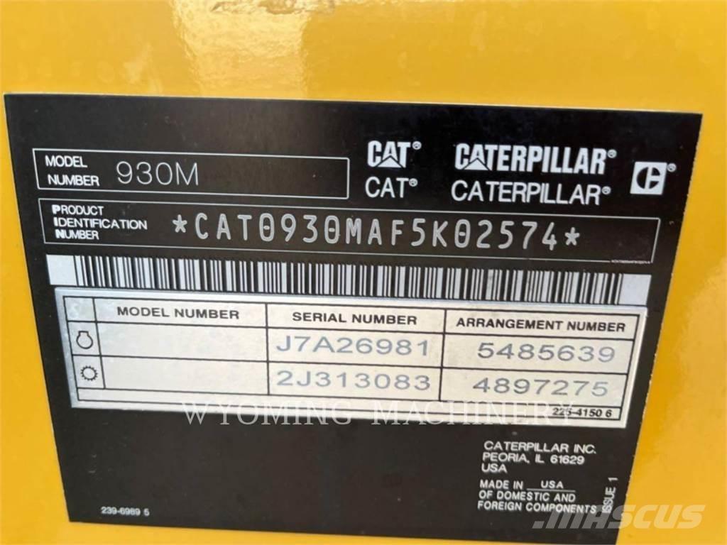 CAT 930M Rataslaadurid