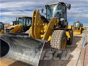 CAT 930M Rataslaadurid