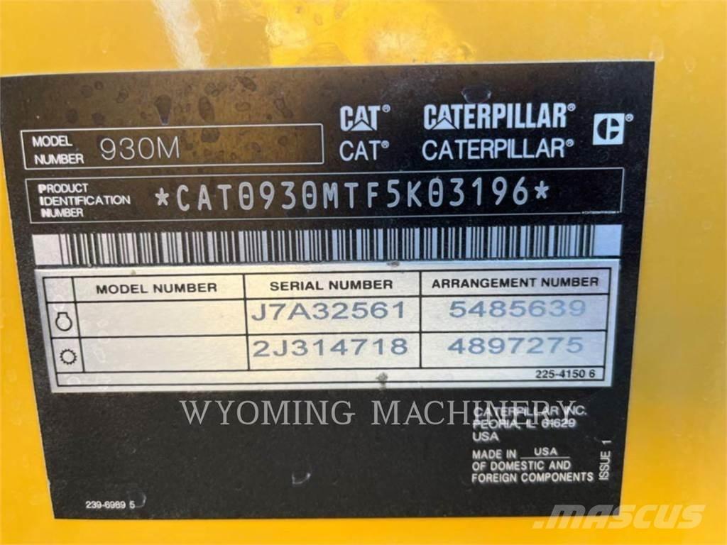 CAT 930M Rataslaadurid