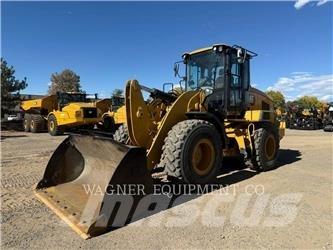 CAT 930M Rataslaadurid