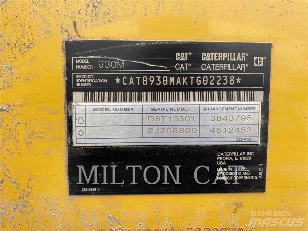 CAT 930M Rataslaadurid