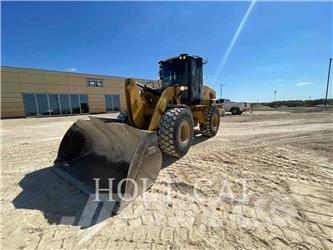 CAT 930M Rataslaadurid