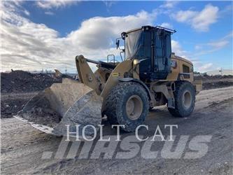 CAT 930M Rataslaadurid