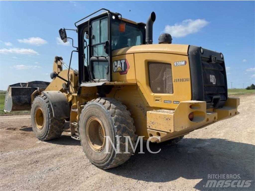 CAT 930M Rataslaadurid