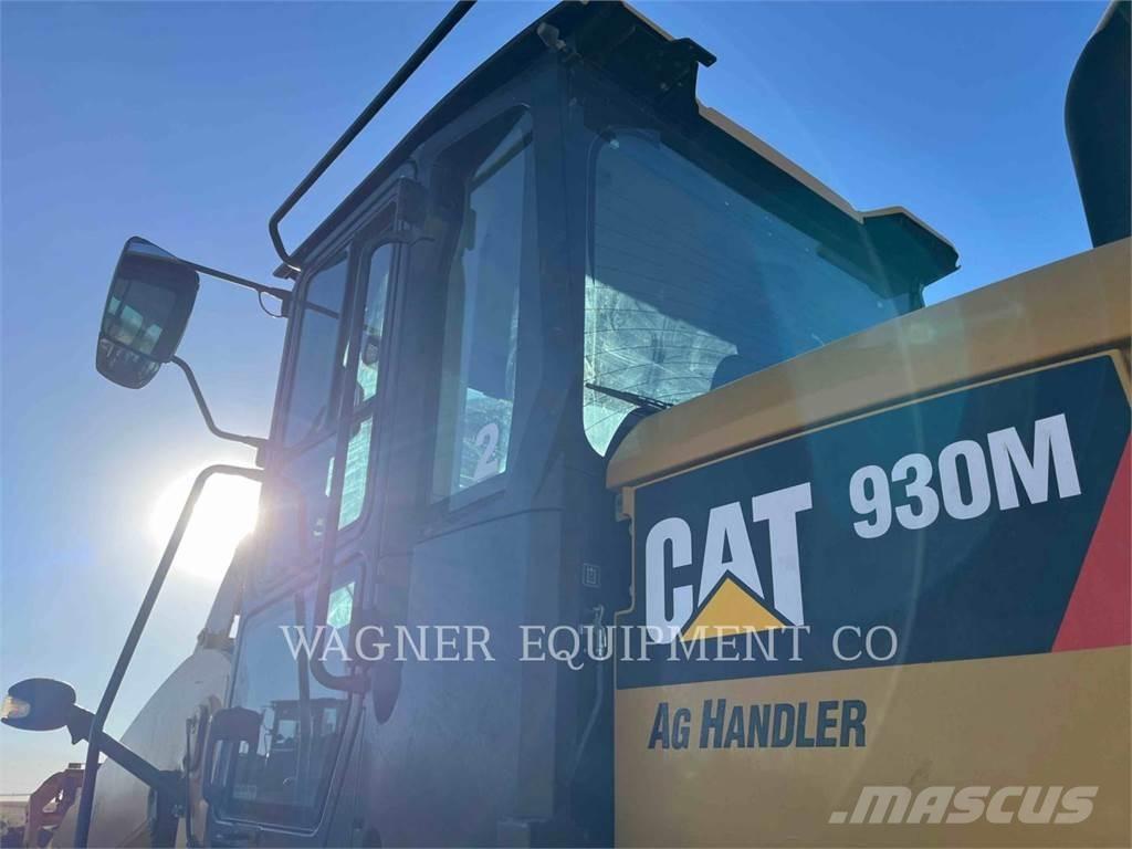 CAT 930M Rataslaadurid