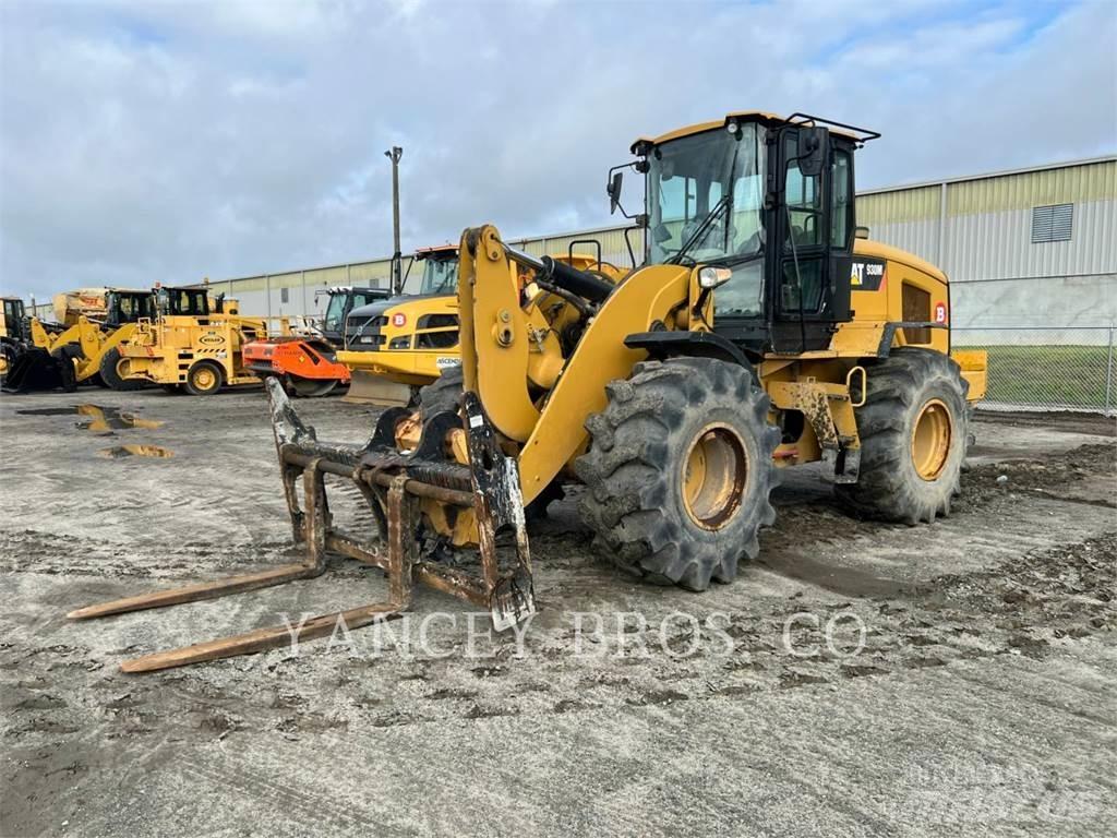 CAT 930M Rataslaadurid
