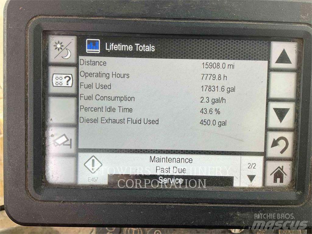 CAT 930M Rataslaadurid