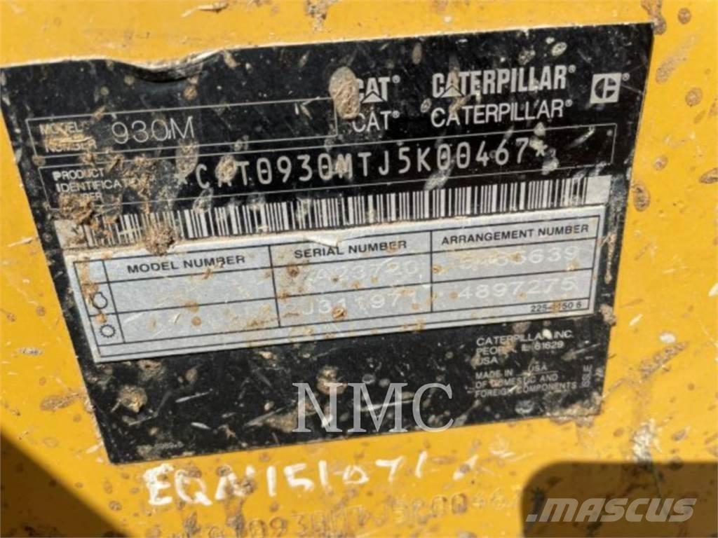 CAT 930M Rataslaadurid