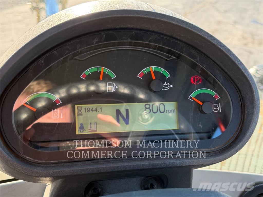 CAT 930M Rataslaadurid