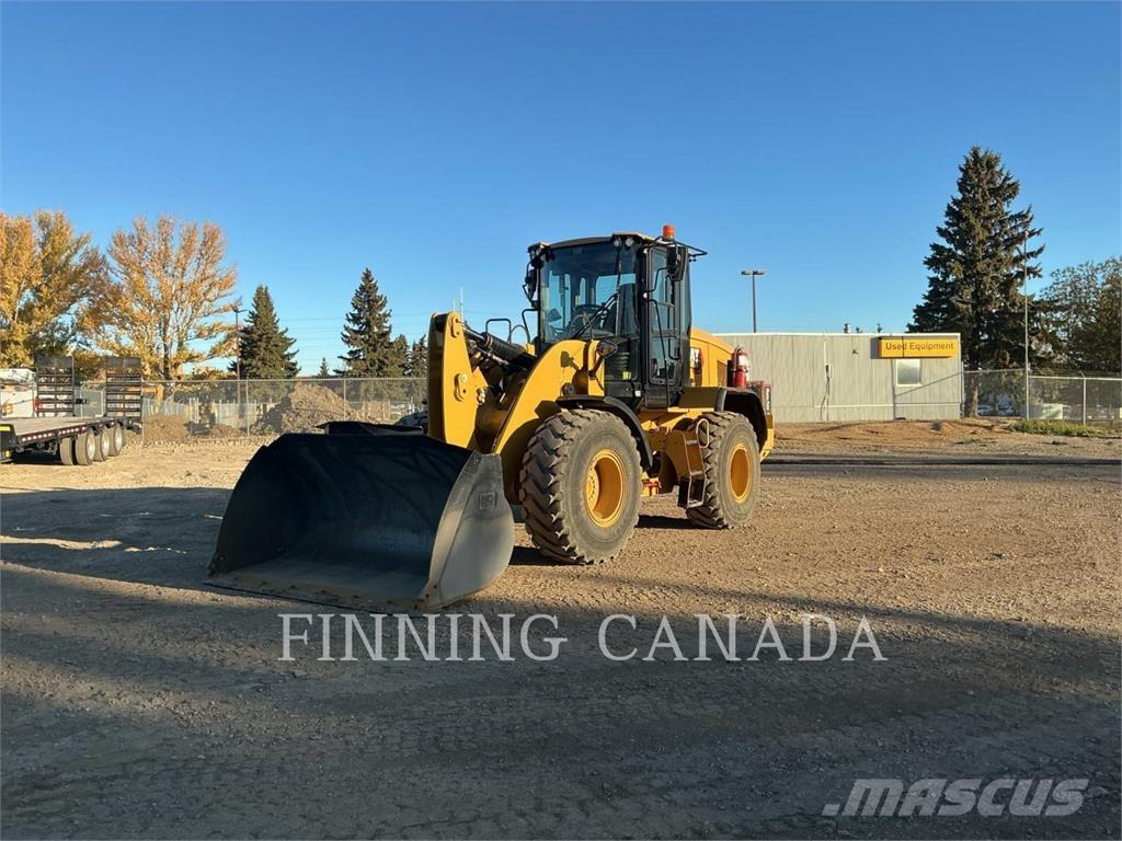 CAT 930M Rataslaadurid