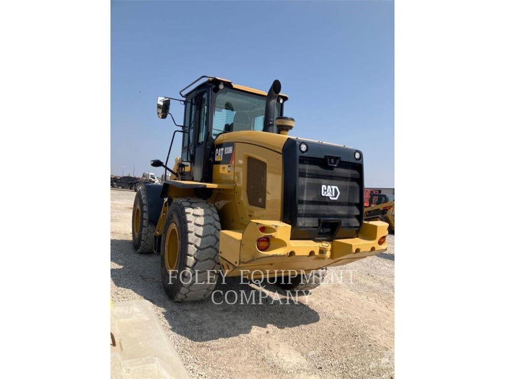 CAT 930M Rataslaadurid