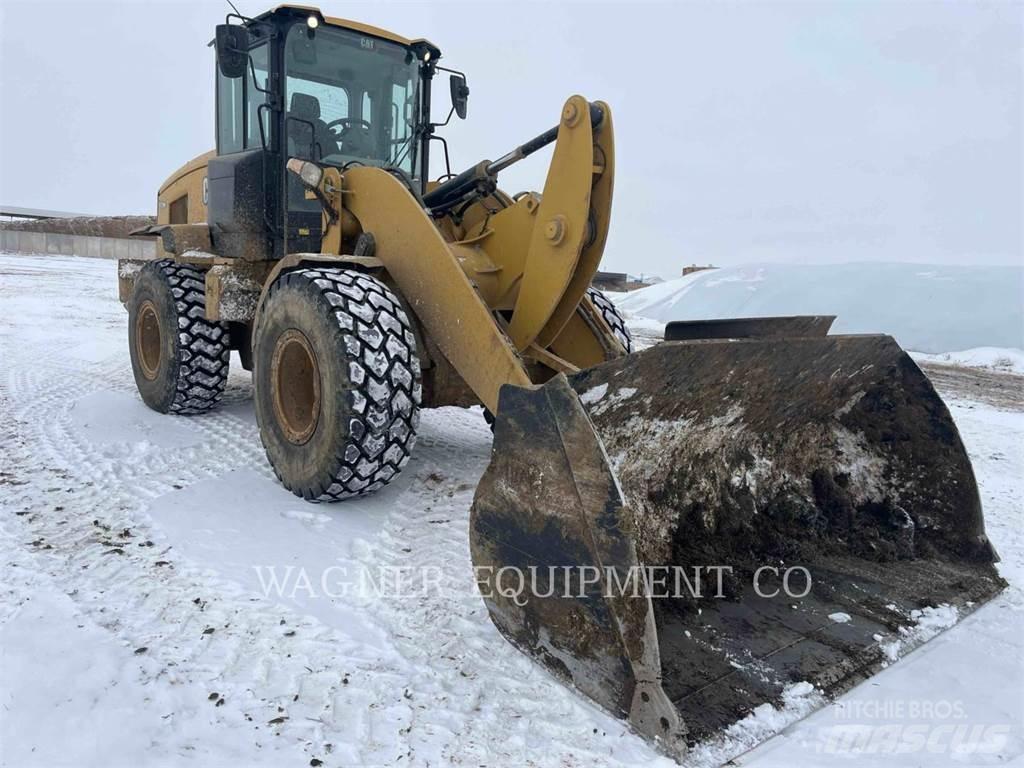 CAT 930M AG HL Rataslaadurid
