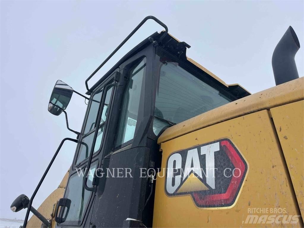 CAT 930M AG HL Rataslaadurid