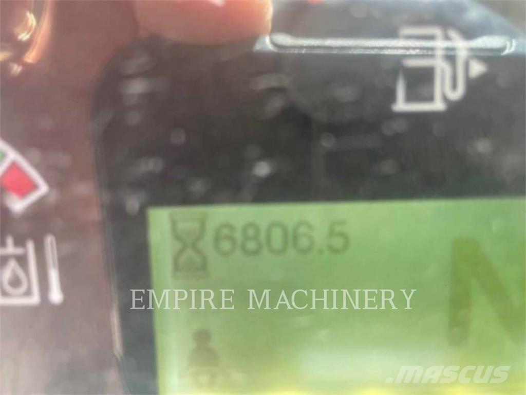 CAT 930M FC Rataslaadurid