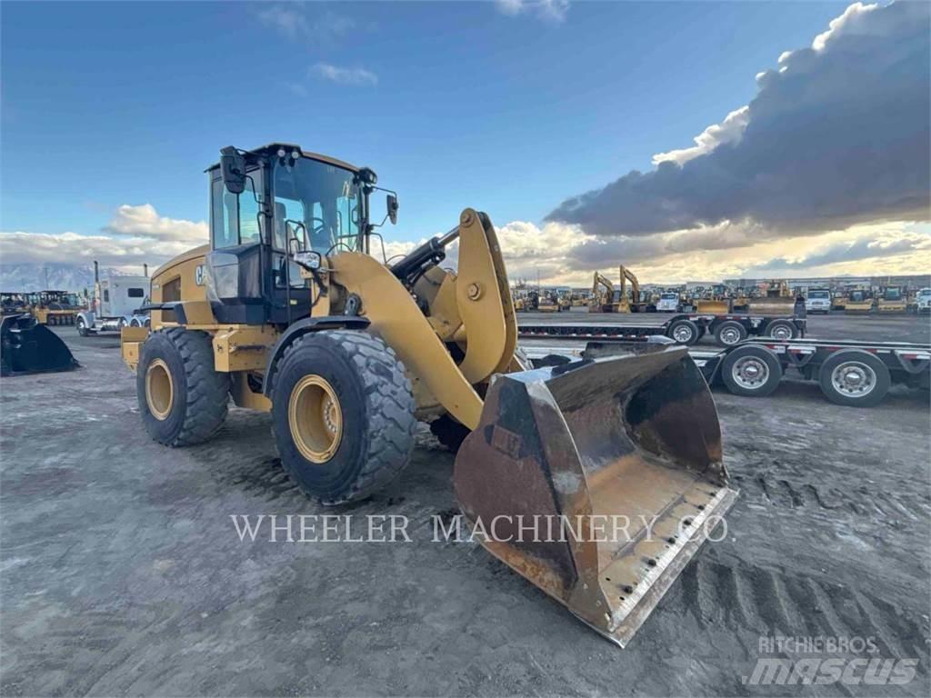 CAT 930M QC Rataslaadurid