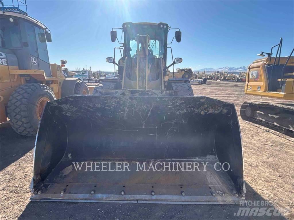 CAT 930M QC Rataslaadurid