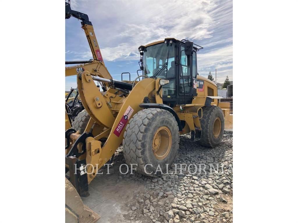 CAT 938 Rataslaadurid