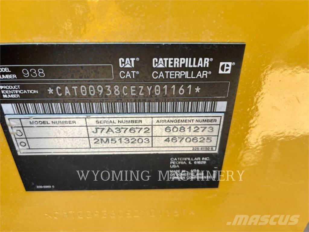 CAT 938 Rataslaadurid