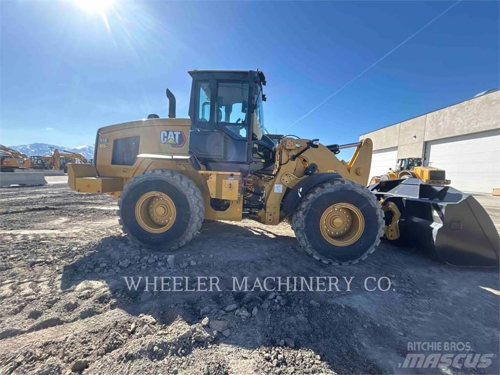 CAT 938 QC Rataslaadurid