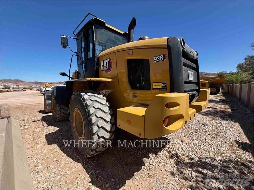 CAT 938 QC Rataslaadurid