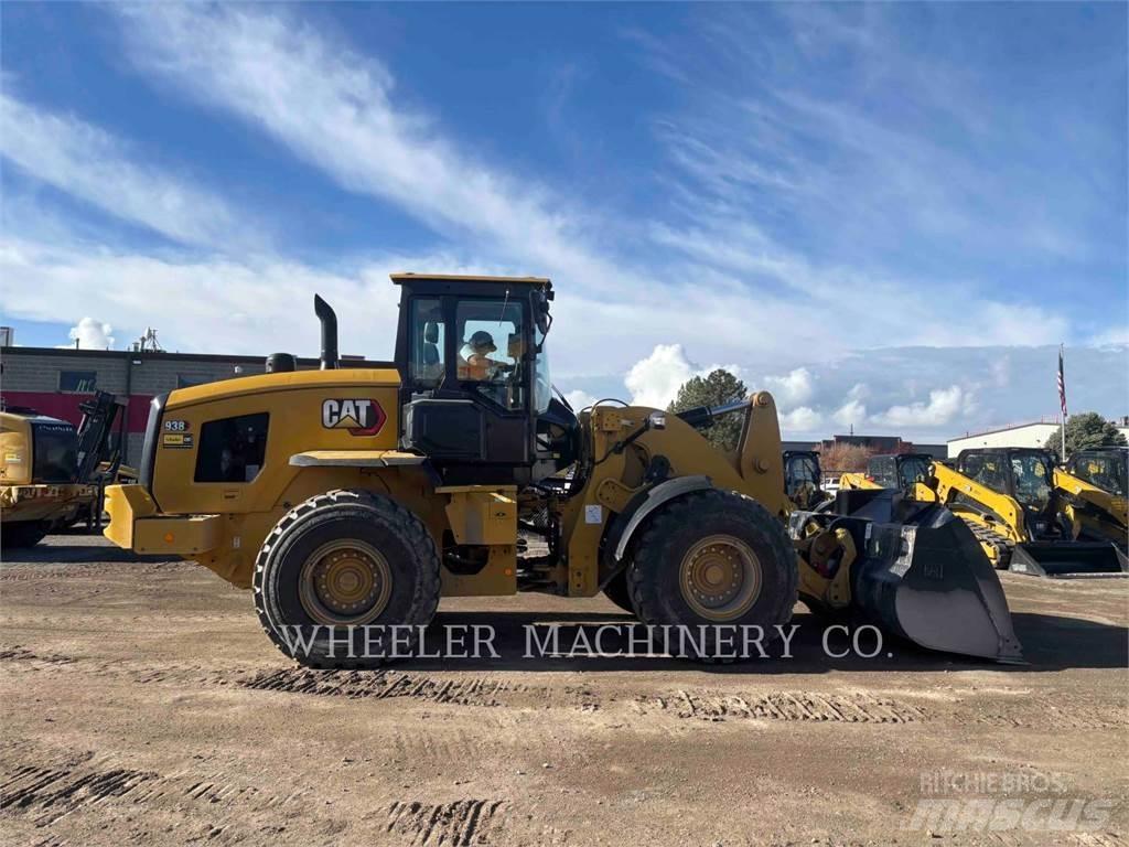 CAT 938 QC Rataslaadurid