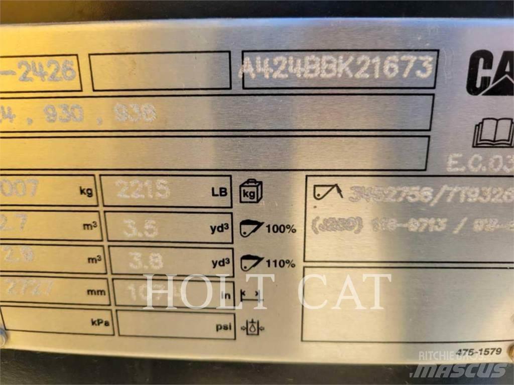 CAT 938 QC Rataslaadurid