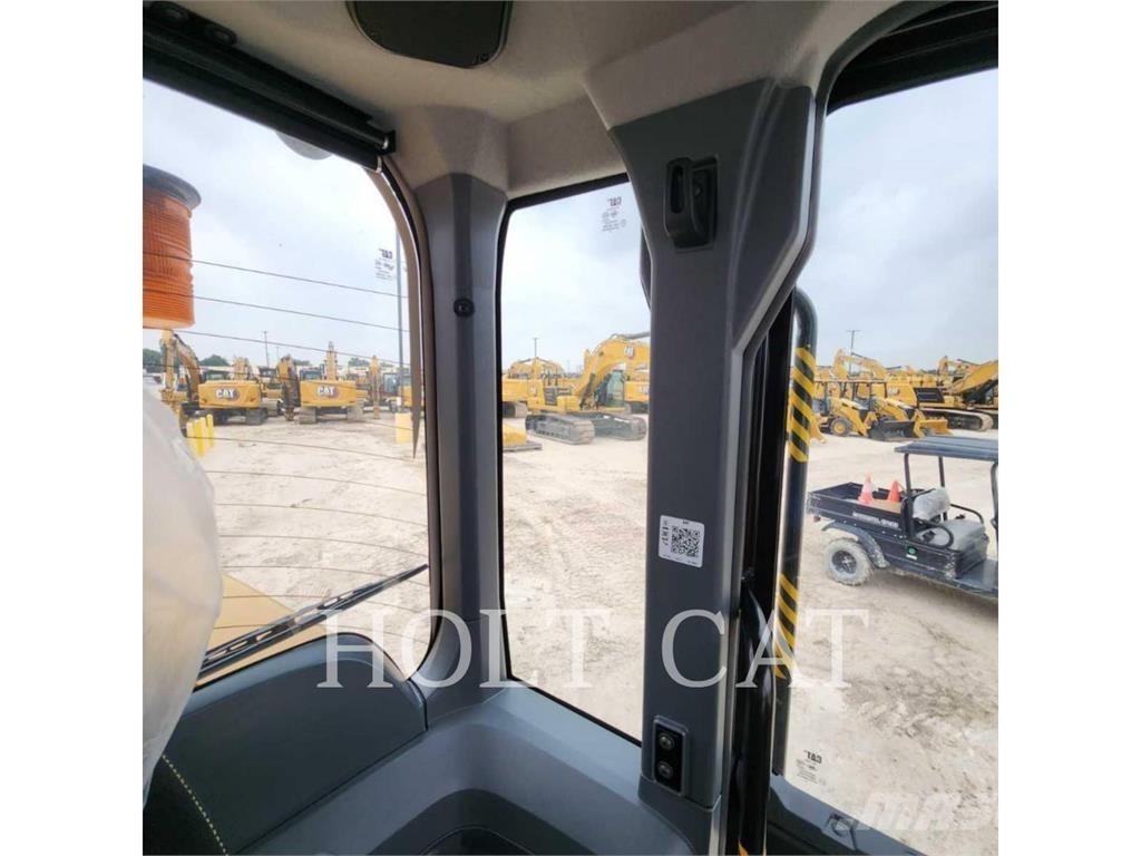 CAT 938 QC Rataslaadurid