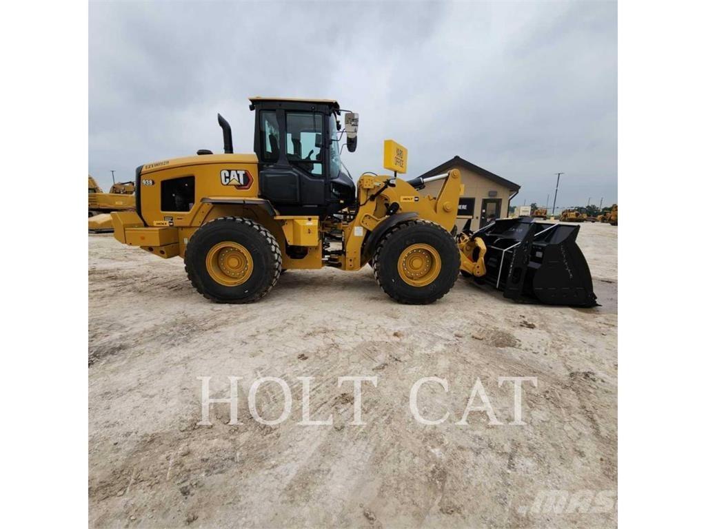 CAT 938 QC Rataslaadurid