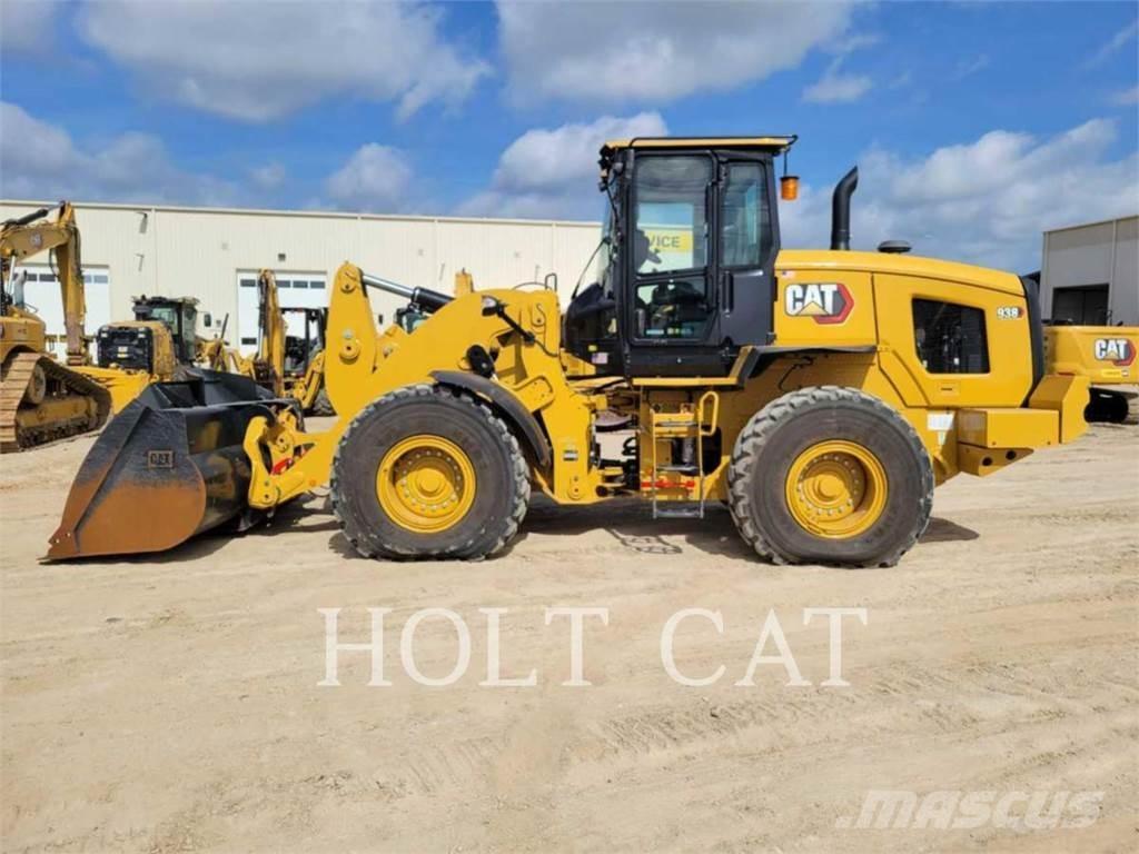 CAT 938 QC Rataslaadurid