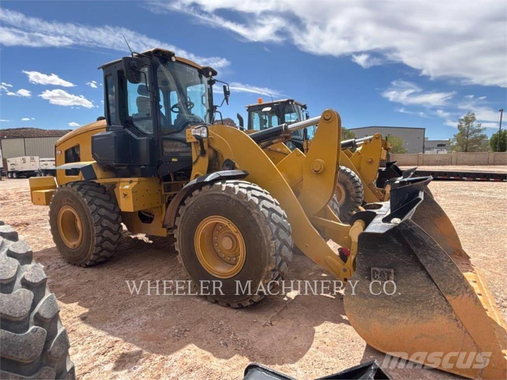 CAT 938 QC Rataslaadurid