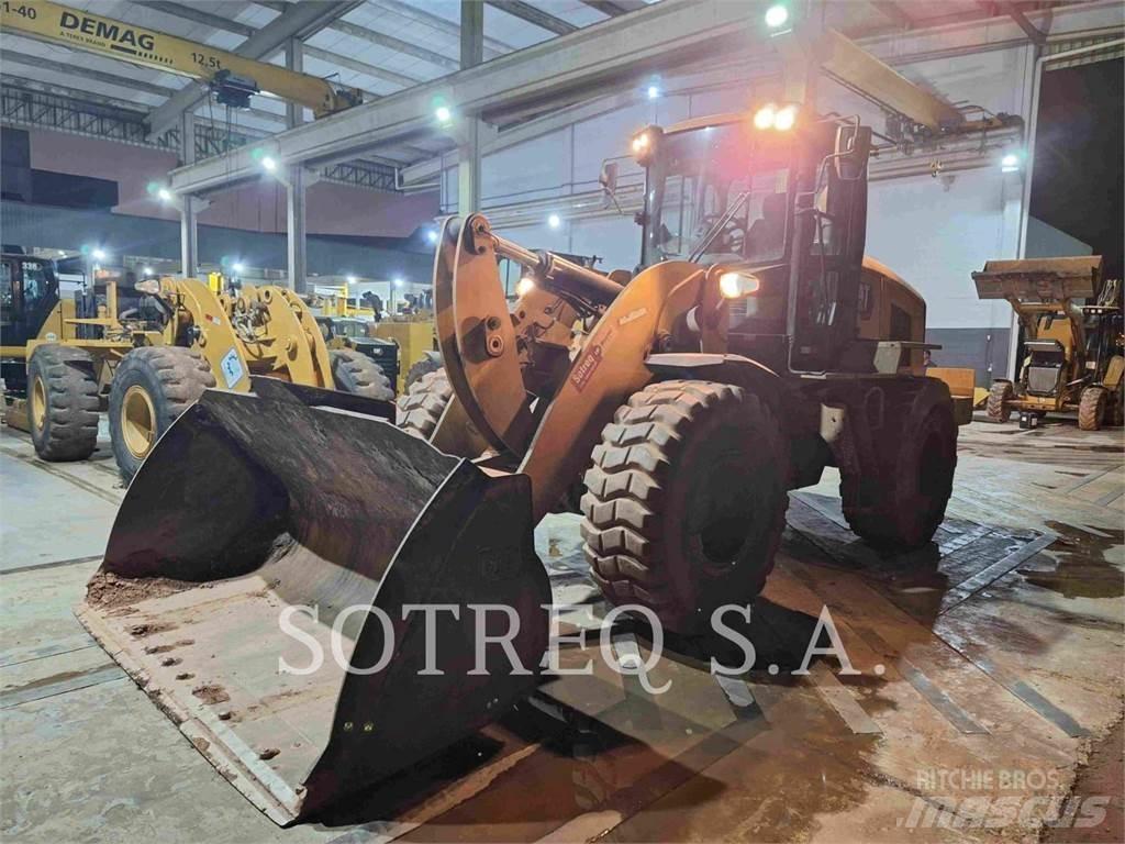 CAT 938K Rataslaadurid