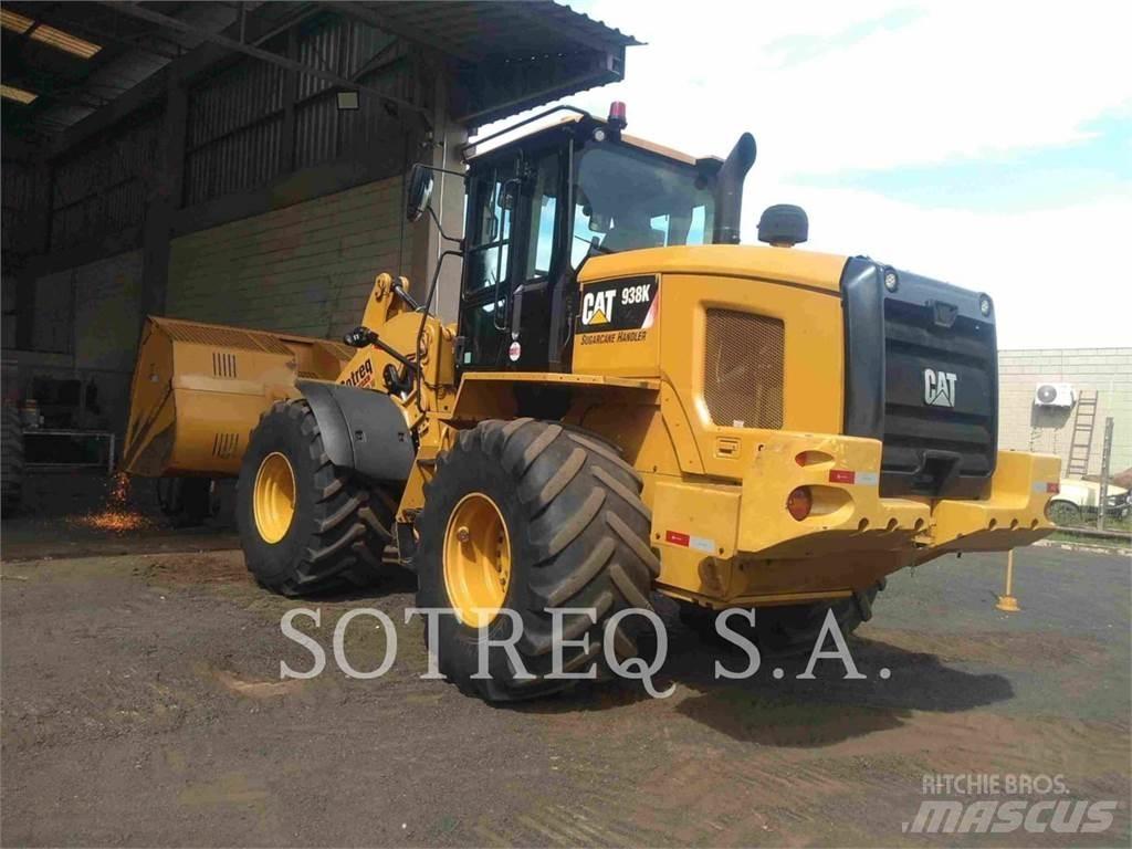 CAT 938K Rataslaadurid