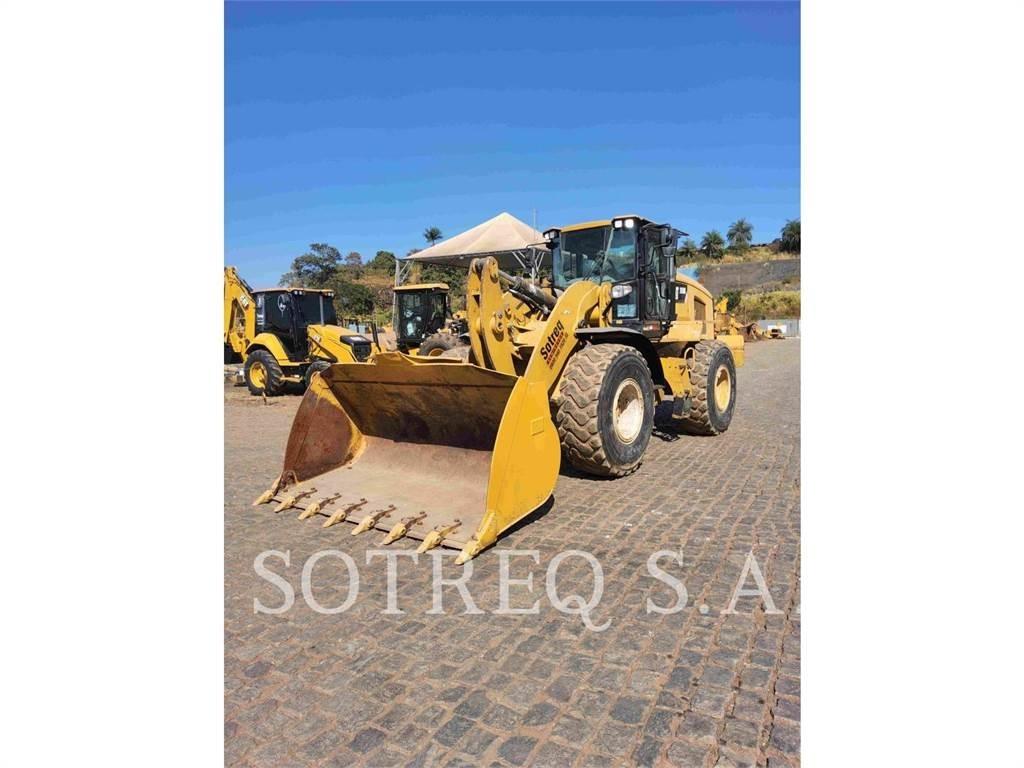 CAT 938K Rataslaadurid